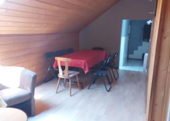 Konukevi Goscinne U Huberta Sablówka